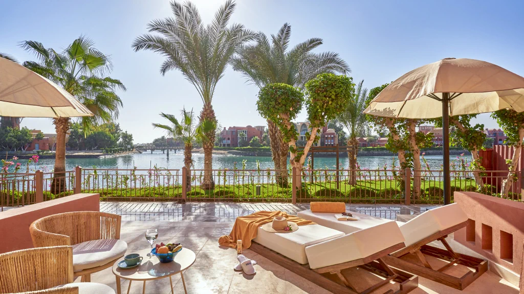 الفندق ثرى كورنرز أوشن فيو - الجونة